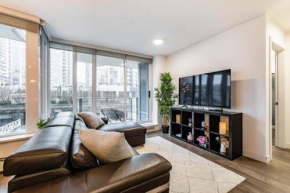 Cozy, spacious layout with wifi & parking